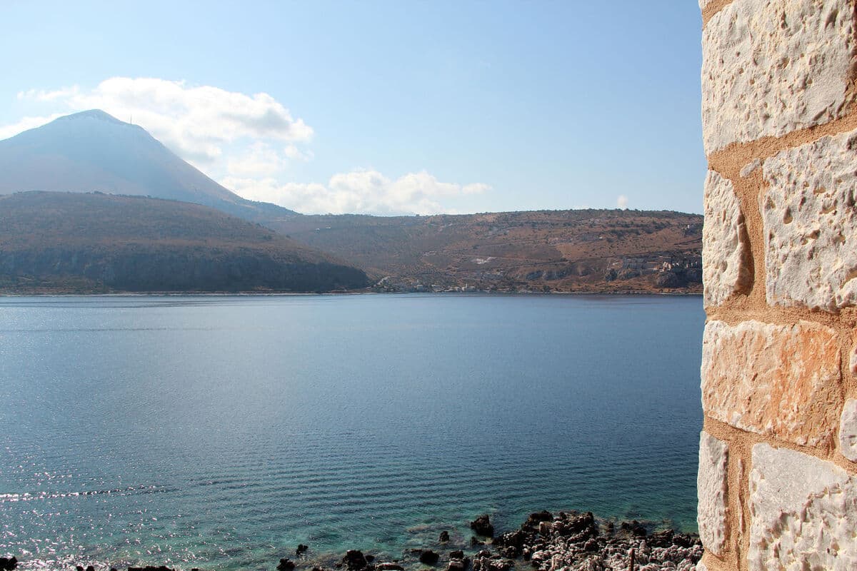 The bay at Oitylo seen from the shoreline below the studios